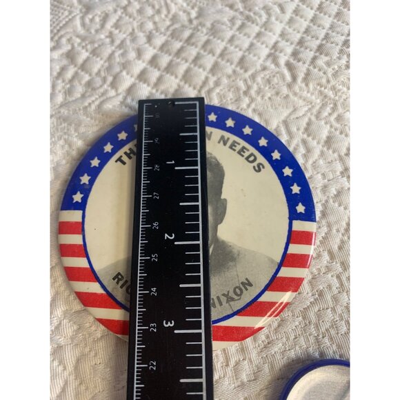 Vintage Nixon Bush Goldwater and Manbeck Vote Political Pin Button set - Picture 6 of 11